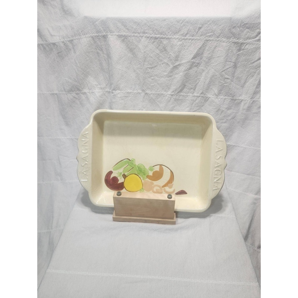 Vintage USA Pottery 1025 Lasagna Baker Ceramic Casserole Dish Vegetable Motif